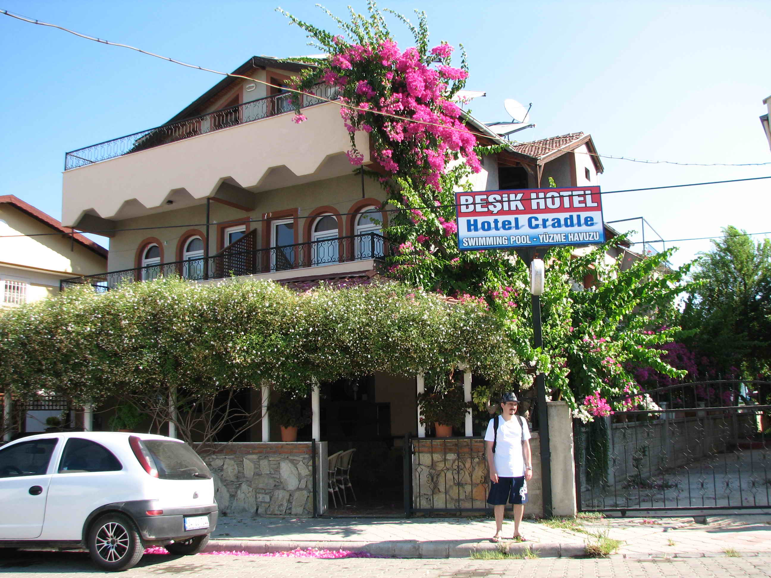 Beşik Otel